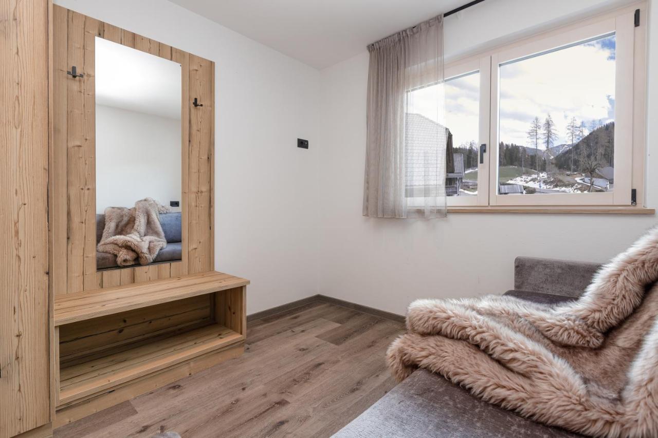 Apartments Pragser Wildsee Winklwiese Exterior foto